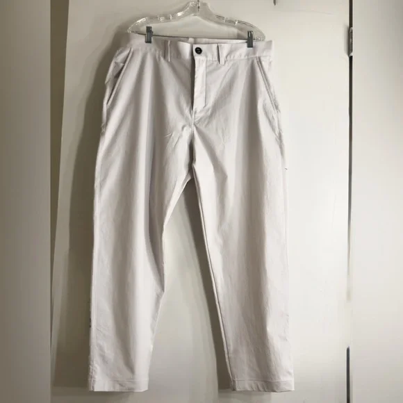 lulu-lemon Mens Relaxed-Tapered Smooth Twill Trouser - 36 - Picture 4 of 5